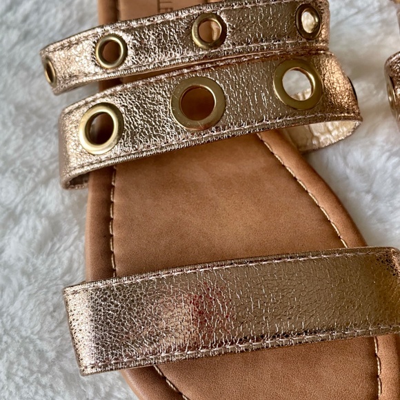 Lili Collection sandal, Gold, Size 5 - Picture 5 of 9